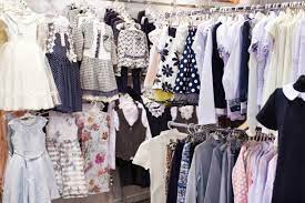 HOW TO SHOP FOR KIDS CLOTHES