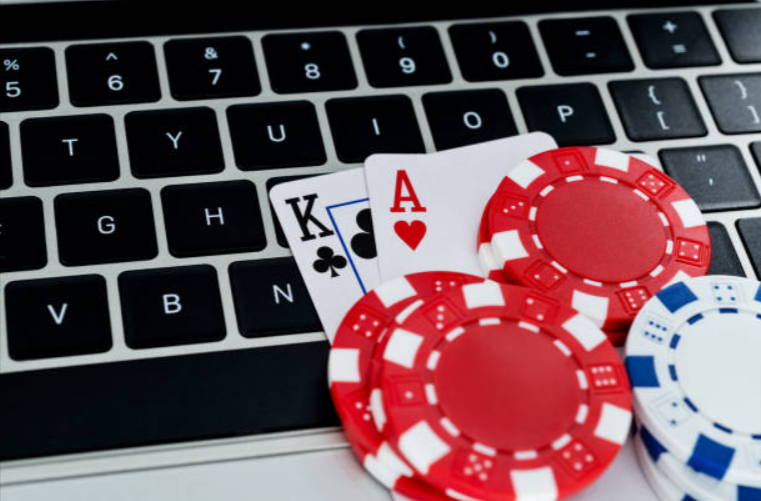 What Kinds of Casino Games You Can Play Online?