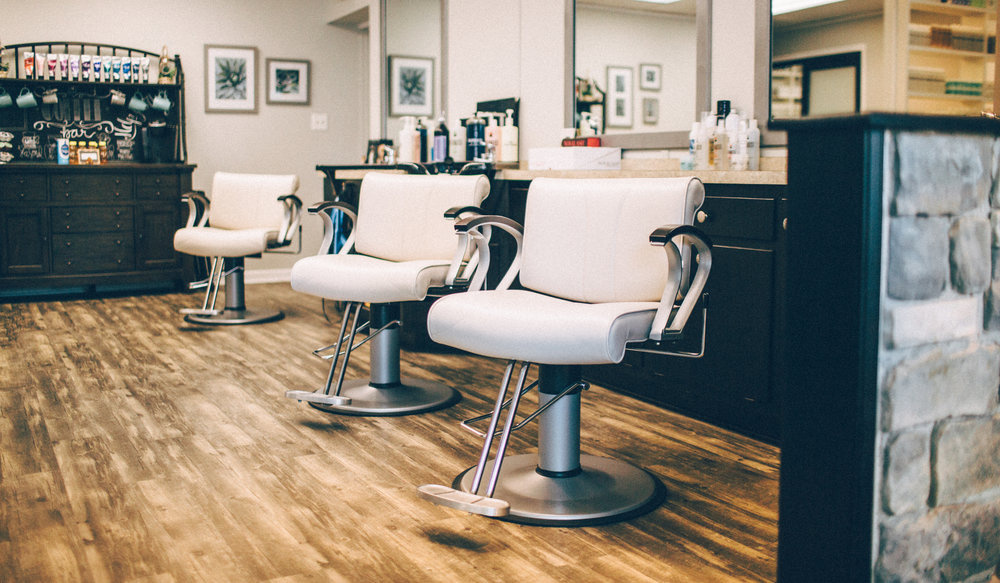 5 Things to Think About Before Purchasing Salon Chairs