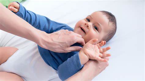 Best-Baby-Clothes-A-Practical-Guide-To-Dressing-Your-Newborn