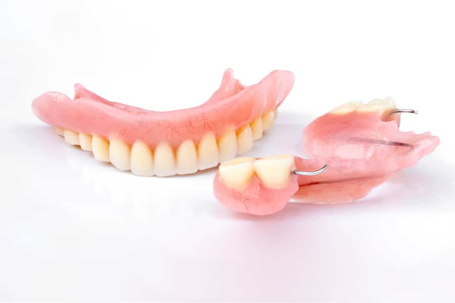 Partial Dentures vs Flexible Dentures