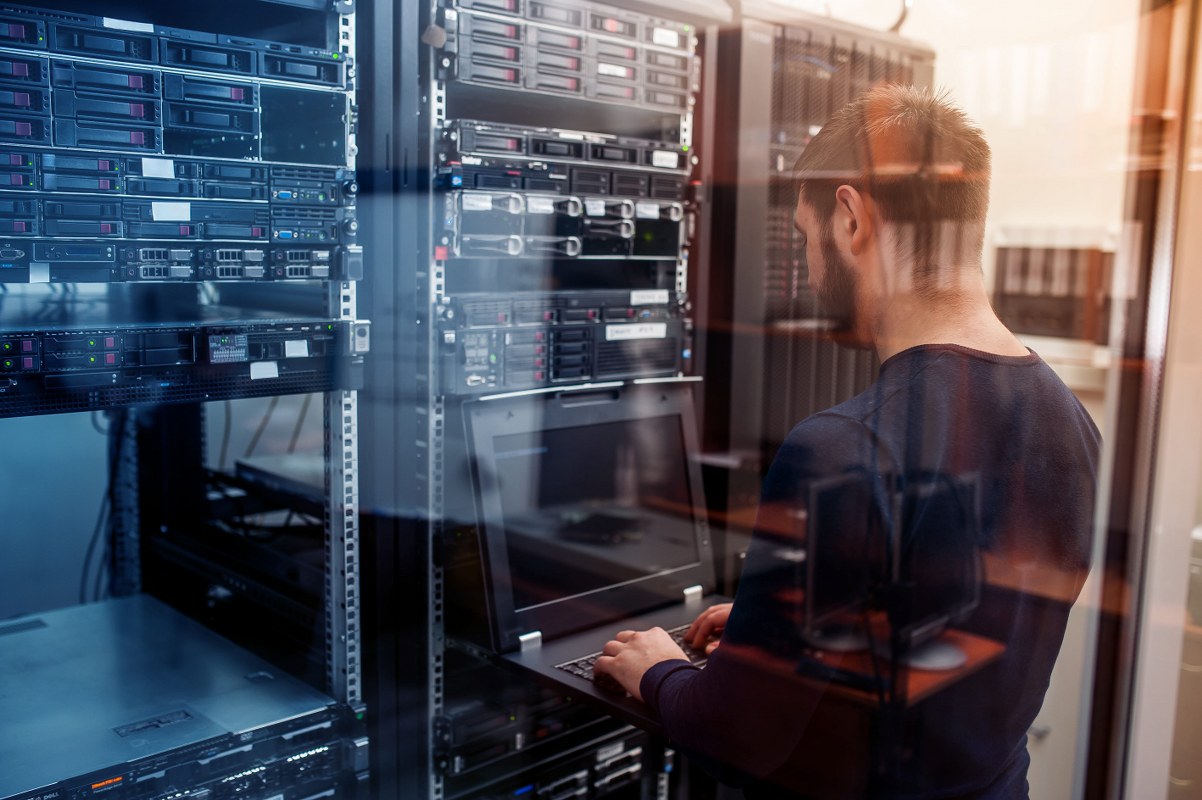How to Choose the Best Dedicated Server for Your Business