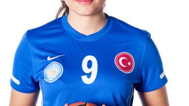 England shirt or chеap Spurs shirt