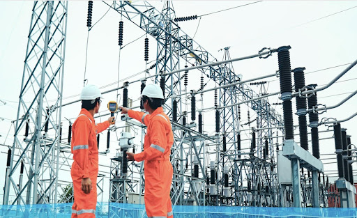 STRUCTURING POWER SYSTEMS