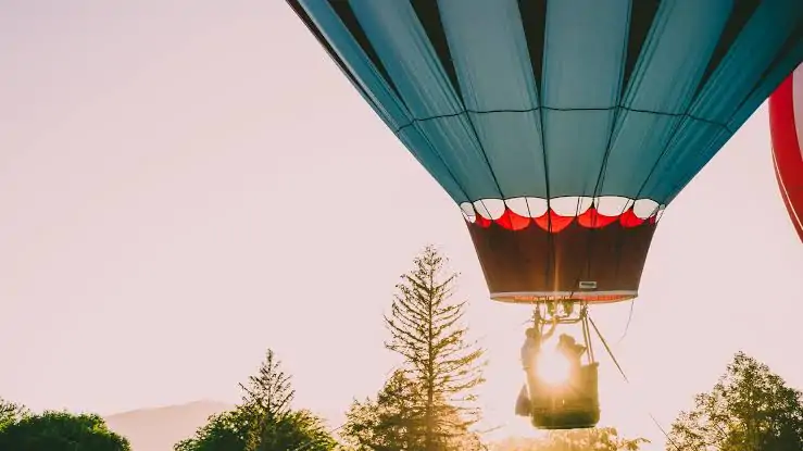 Drift into Adventure: Hot Air Balloon Thrills with WonderDays